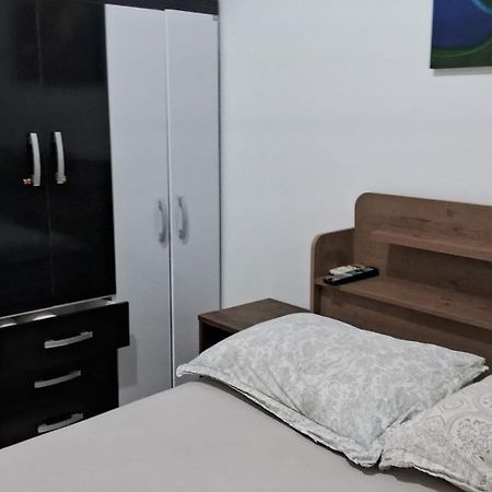 Apartamento Proximo Ao Aeroporto De Florianopolis. Buitenkant foto
